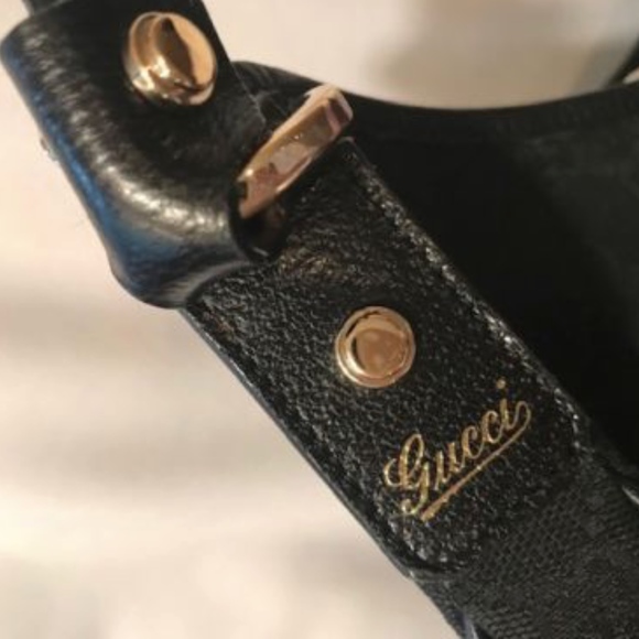 GUCCI Black Hobo Style Handbag with Gold Details - Picture 7 of 8